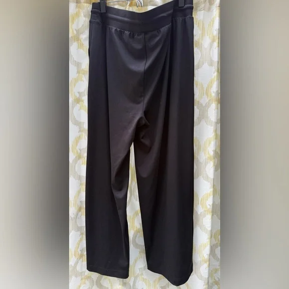 Lou & Grey Black Track Pants with Casual Style - Picture 5 of 7